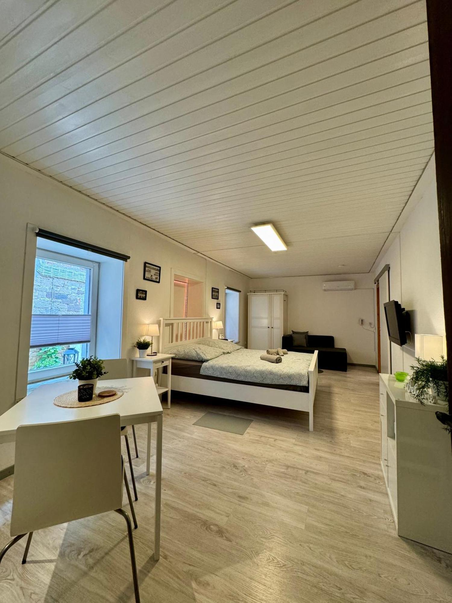 Ferienwohnung Altenschoenbach พริคเซนชตัดท์ ภายนอก รูปภาพ